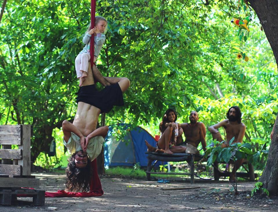 La Aldea Hostel, Camping Y Hamacas Паломино Екстериор снимка