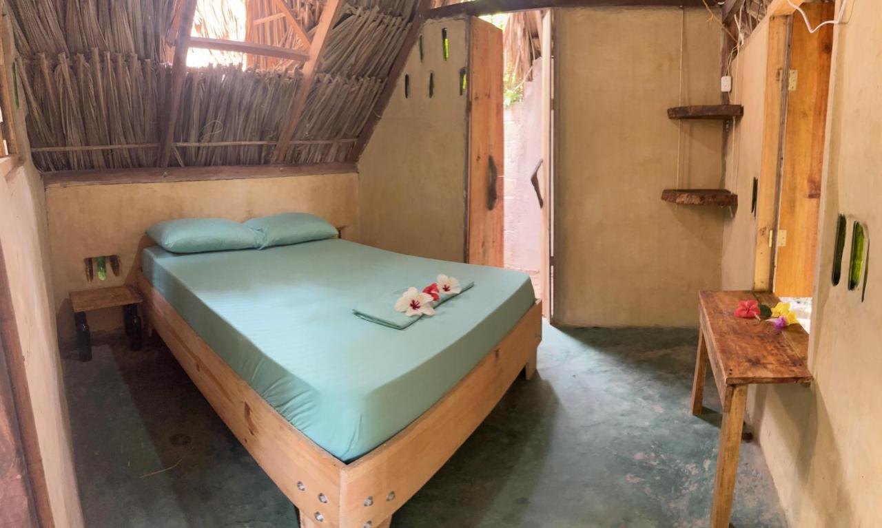La Aldea Hostel, Camping Y Hamacas Паломино Екстериор снимка